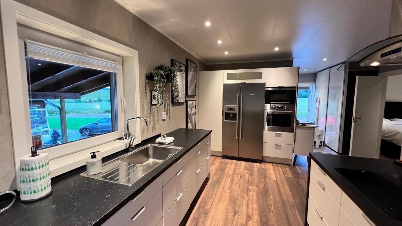 Holiday Home Ljungskile Ngoại thất bức ảnh